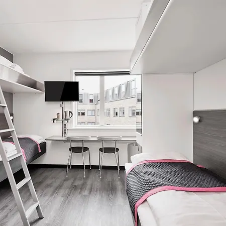 Hotel Cabinn City