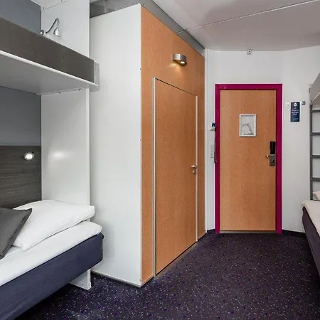 Отель Cabinn City 2*