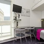 シティ ホテル